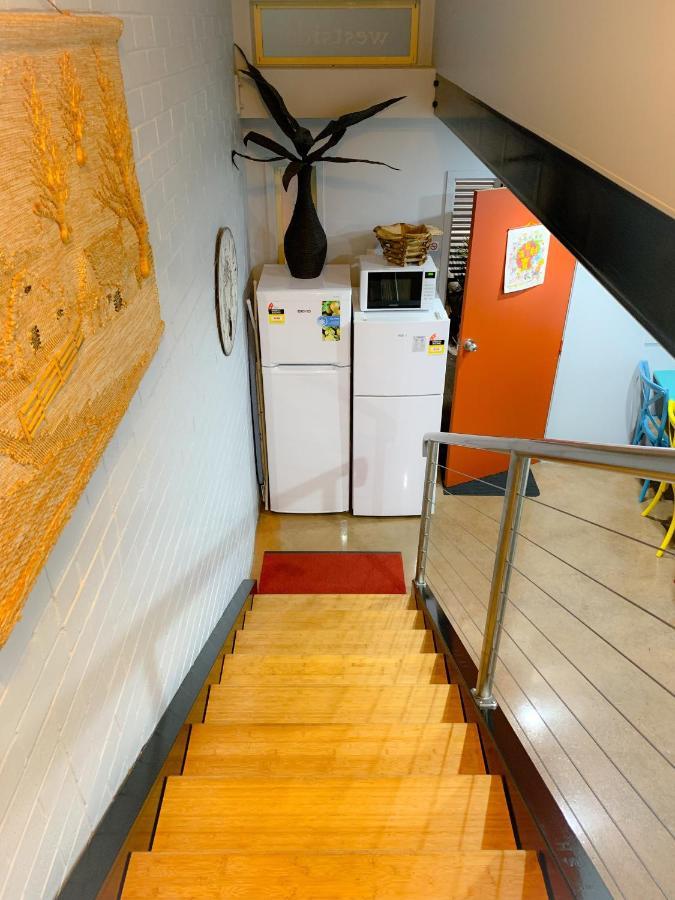 Westside Studio Motel 3*